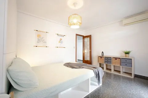 Chambre à louer, Valence