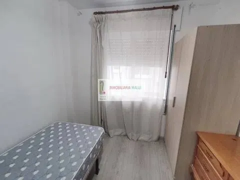 Pis de 80 m² a Oviedo