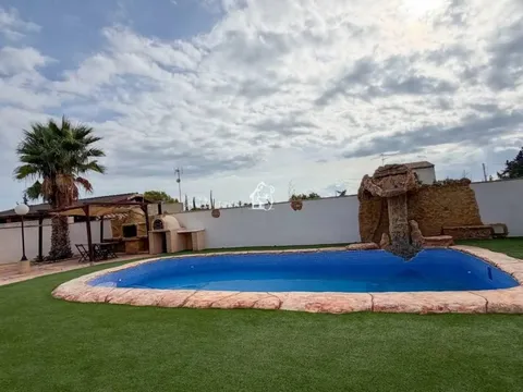 Casa de 80 m² a Oriola