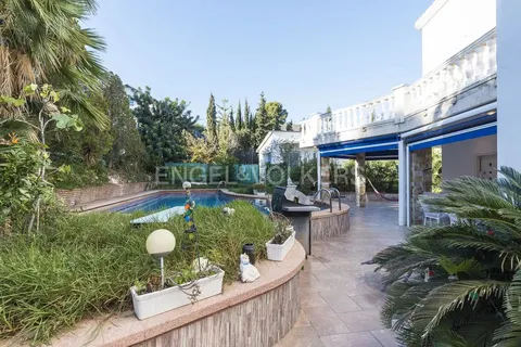 Casa de 434 m² a Castelldefels