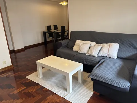 Pis de 90 m² a Pamplona (2/9)