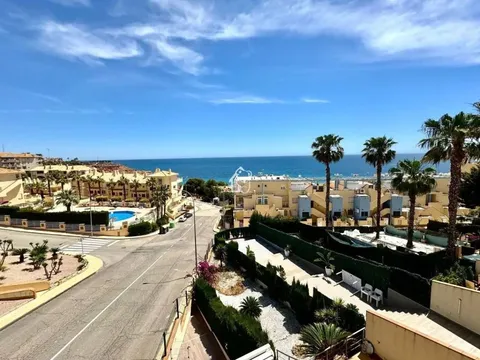 Casa de 200 m² a Oriola