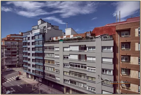Pis de 119 m² a Lleó