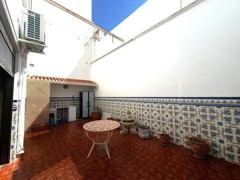 Casa de 236 m² a Rafelbunyol