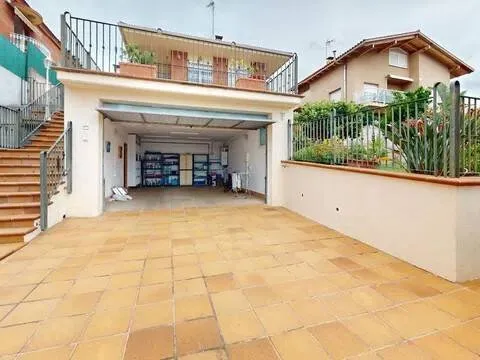 Casa de 291 m² a Castelldefels
