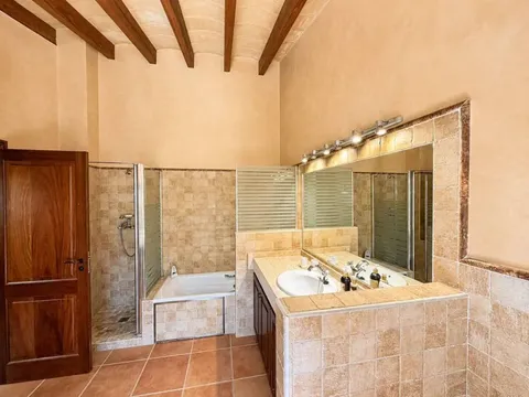 Haus 247 m² in Deià