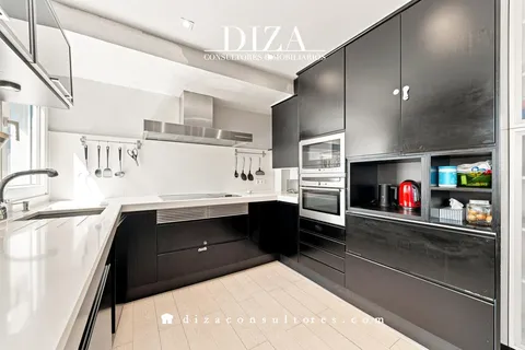 Wohnung 192 m² in Madrid