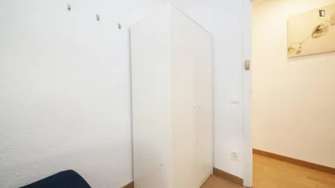 Habitació de lloguer, l'Hospitalet de Llobregat (2/14)