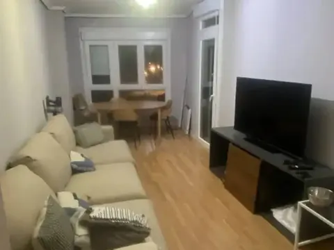 Pis de 98 m² a Leiro