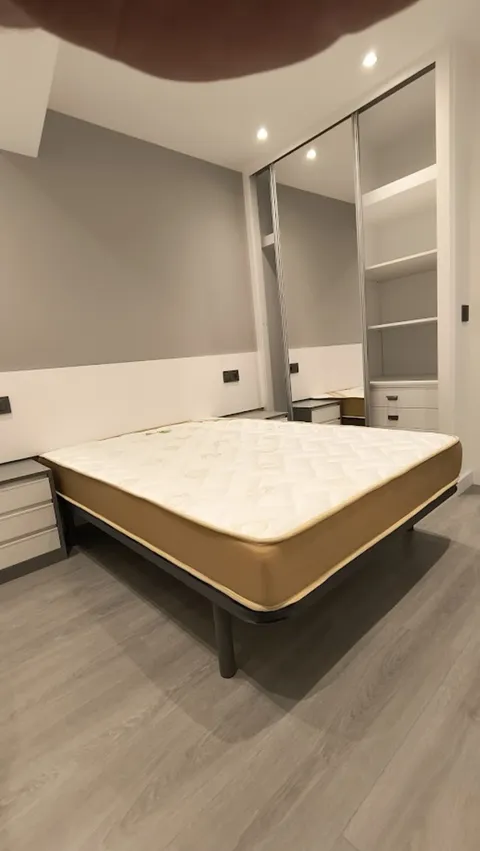 Appartamento 85 m² a Santiago de Compostela (3/8)