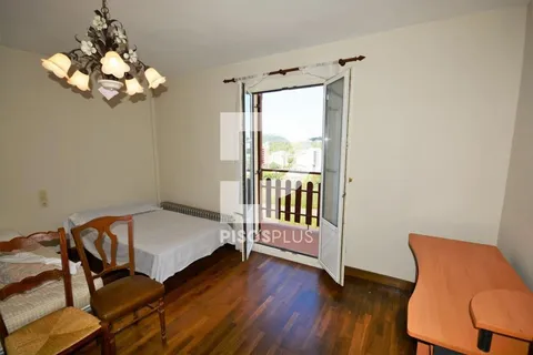 Casa de 230 m² a Sant Sebastià