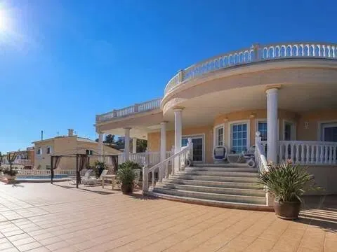 Casa de 650 m² a la Nucia