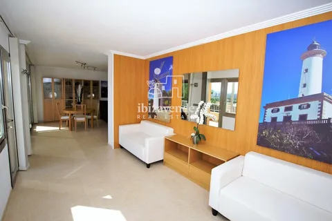 Haus 600 m² in Santa Eulària des Riu