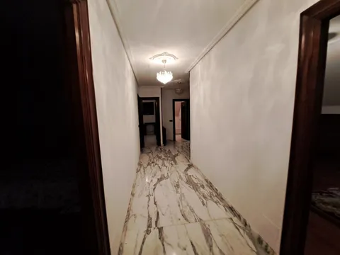 Casa de 494 m² a Teo