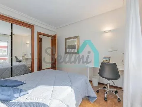 Pis de 95 m² a Oviedo