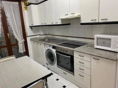 Pis de 75 m² a Pamplona