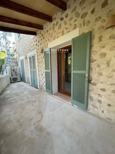 House 100 m² in Estellencs