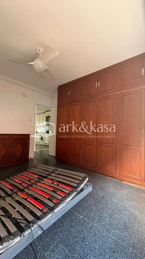 Pis de 75 m² a València