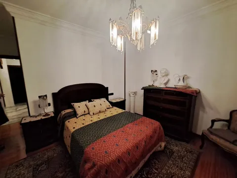 Casa de 494 m² a Teo