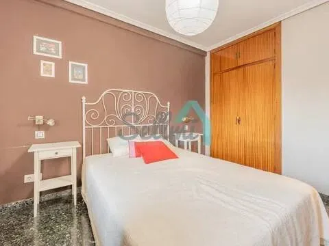 Appartamento 93 m² a Oviedo