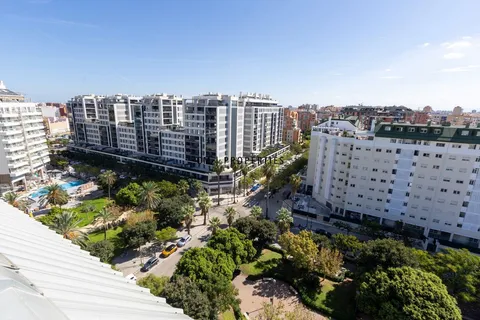 Appartamento 131 m² a Valencia