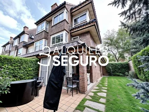 House 160 m² in Madrid