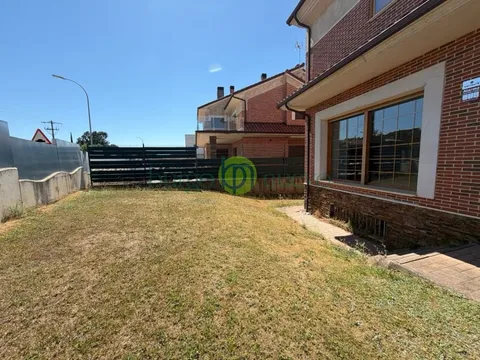 Pis de 347 m² a Sariegos
