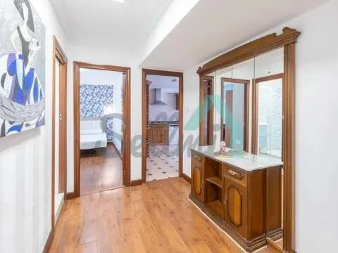 Pis de 127 m² a Oviedo