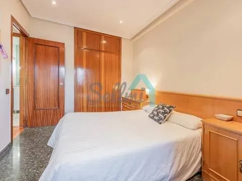 Appartamento 93 m² a Oviedo