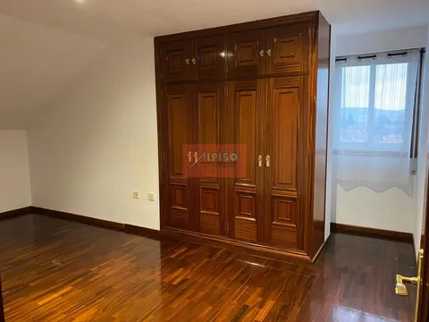 Pis de 82 m² a Ourense