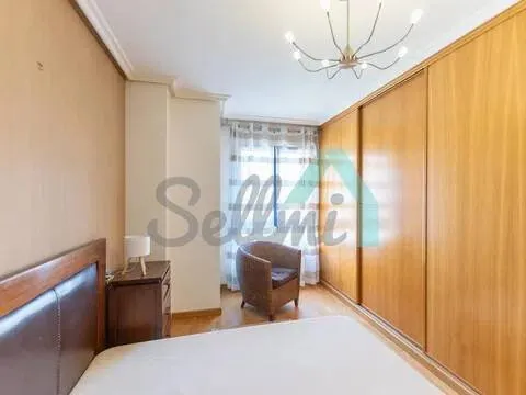 Pis de 117 m² a Oviedo