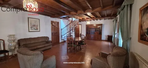Casa 561 m² a Espirdo