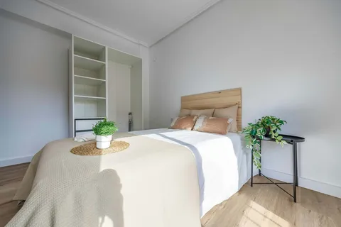 Chambre à louer, Valence