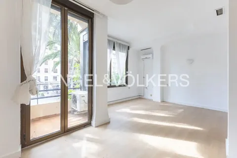 Wohnung 137 m² in Valencia