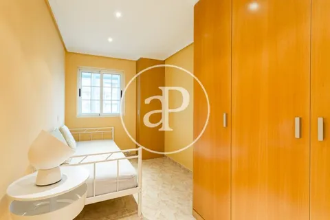 Wohnung 110 m² in Valencia