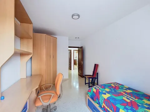 Wohnung 78 m² in Granada