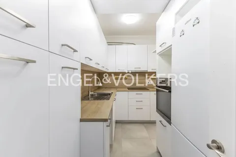 Wohnung 135 m² in Madrid