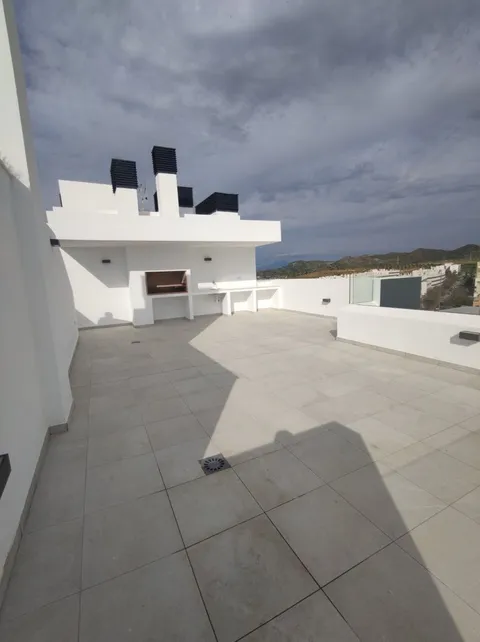 Piso de 85 m² en Málaga (2/35)