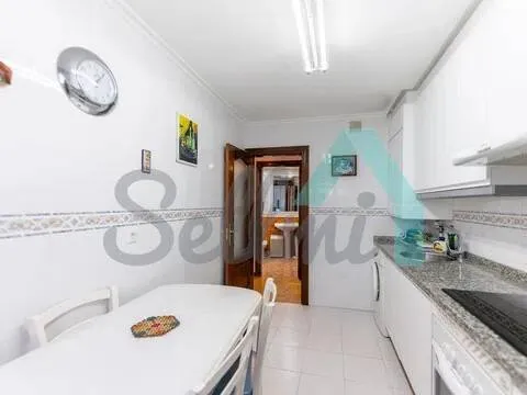 Pis de 63 m² a Oviedo