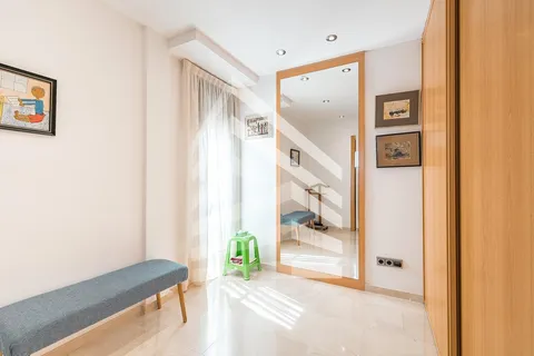 Haus 228 m² in Sant Just Desvern
