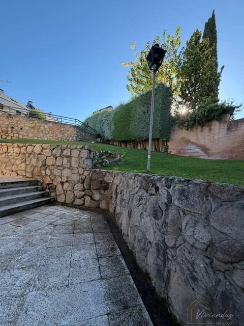 Casa de 380 m² a Pozuelo de Alarcón