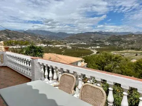 House 187 m² in Almuñécar