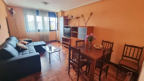 Wohnung 65 m² in Oviedo