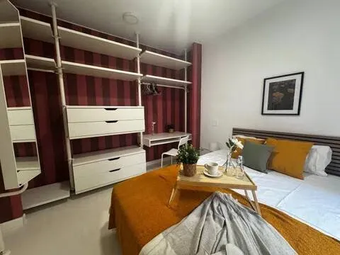 Room for rent, Madrid