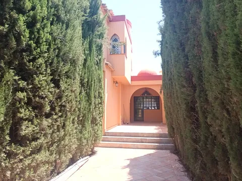 House 297 m² in Albolote (2/53)