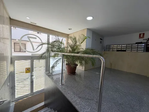 Piso de 70 m² en La Línea de la Concepción