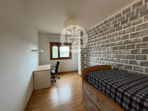 Wohnung 101 m² in Villalbilla de Burgos