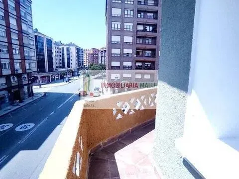 Pis de 130 m² a Oviedo