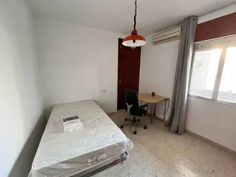 Pis de 120 m² a Còrdova