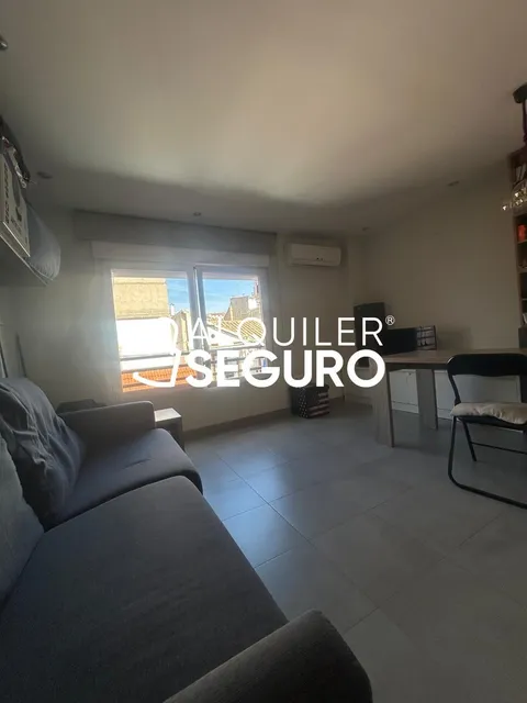 Flat 40 m² in Granada